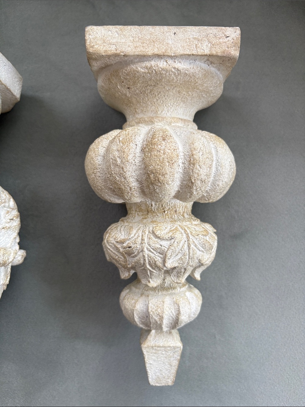 TRIO Resin Artichoke & Spires Finials French Country Farmhouse Cottagecore - Picture 12 of 16